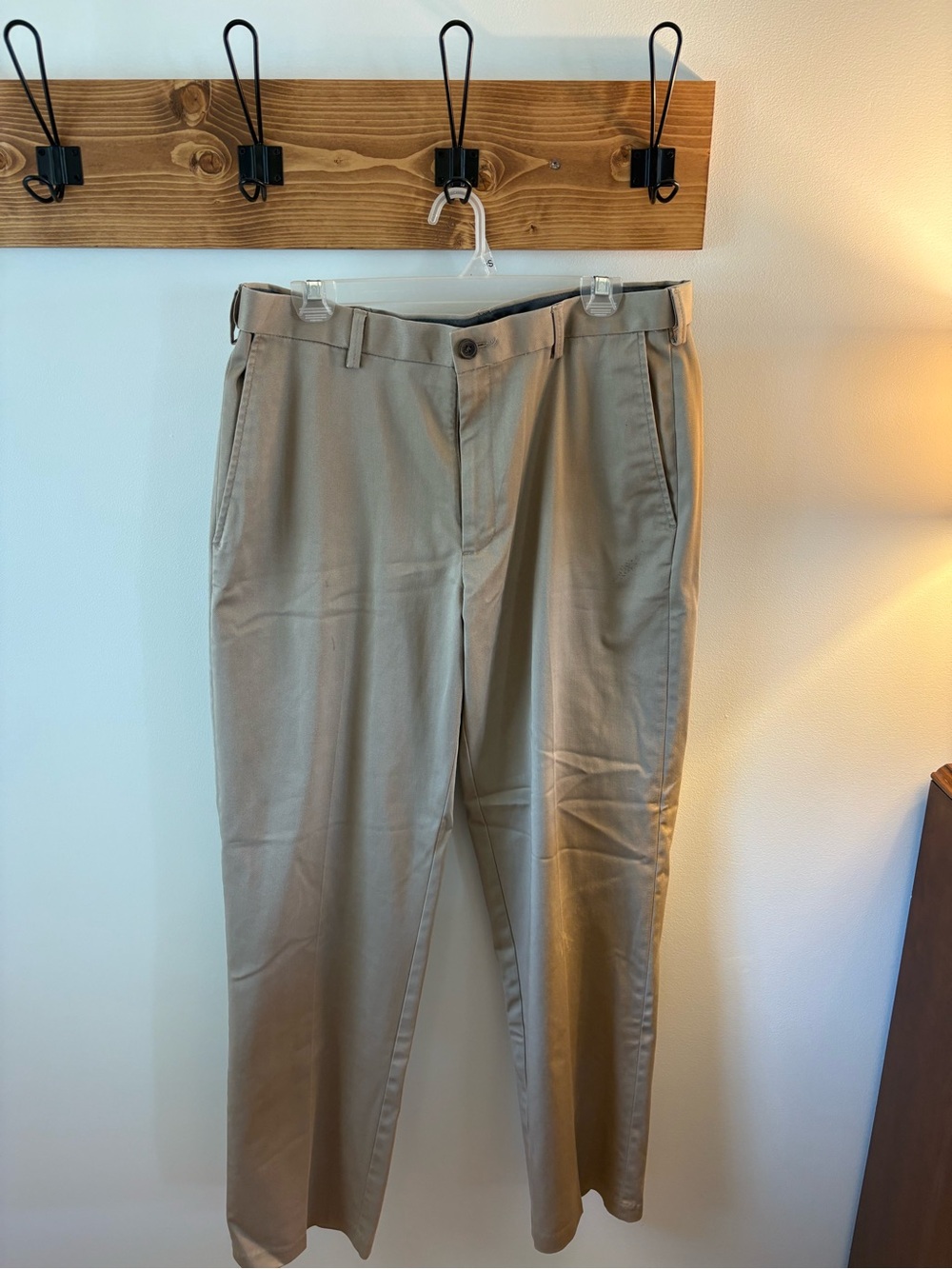 Haggar Men's Tan Dress Chinos